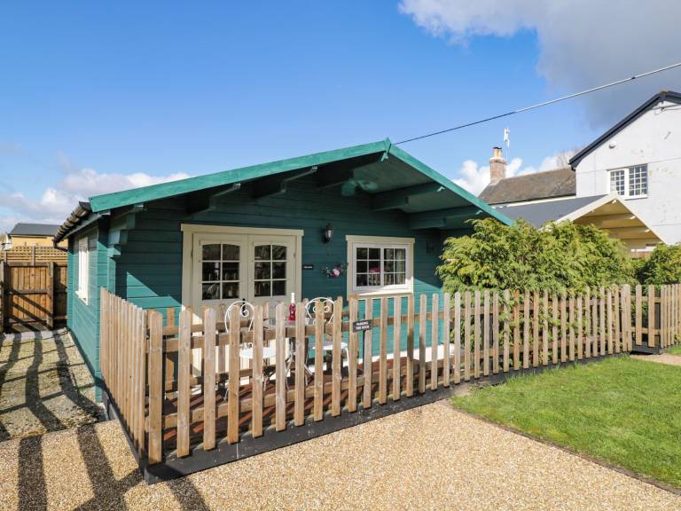 Cottage  Bushton