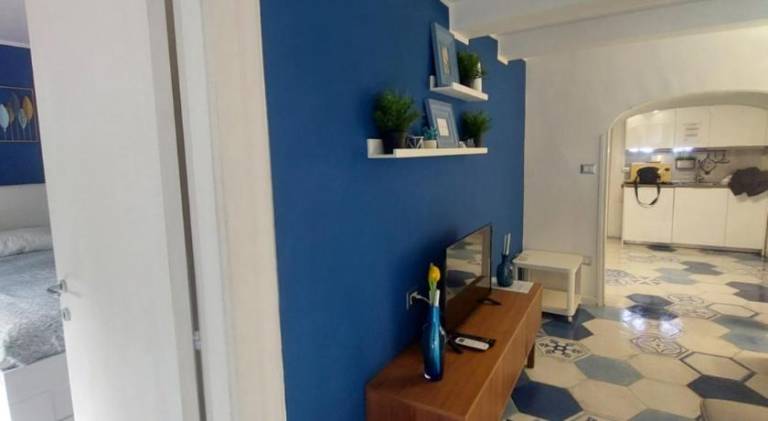 Pleasant apartment | Near Naples Cathedral | Pets are welcome — photo 2
