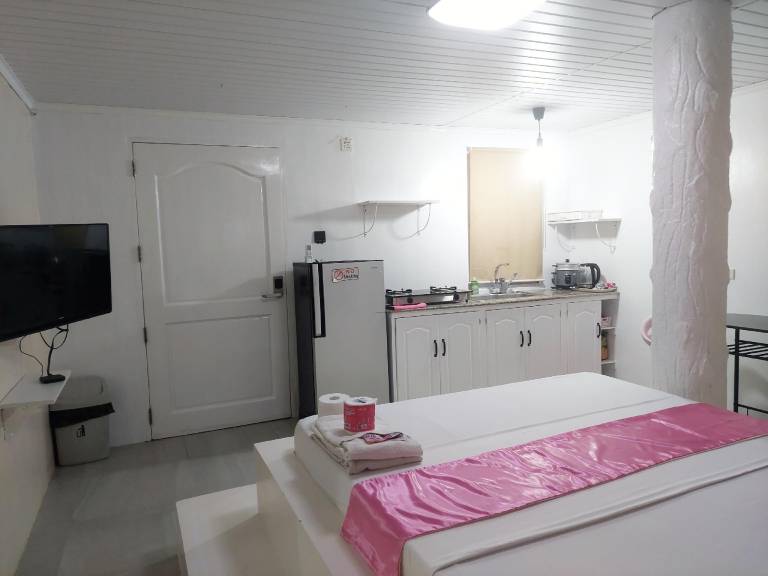Beautiful rental apartment with pool | Pets are welcome — photo 2