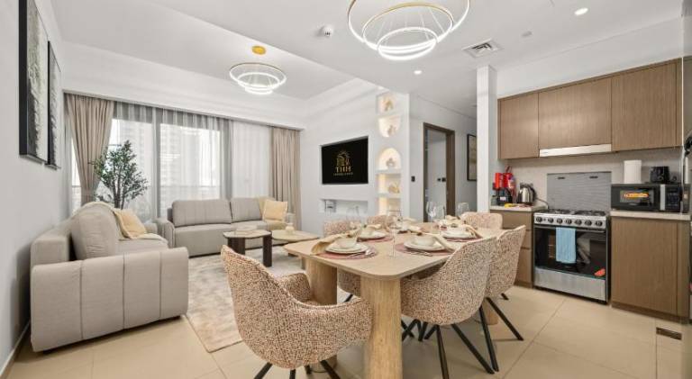 Stunning 2BR with Full Burj View in the Opera District — photo 2