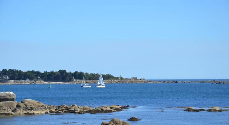 Holiday apartment with 2 rooms for 6 persons in Concarneau