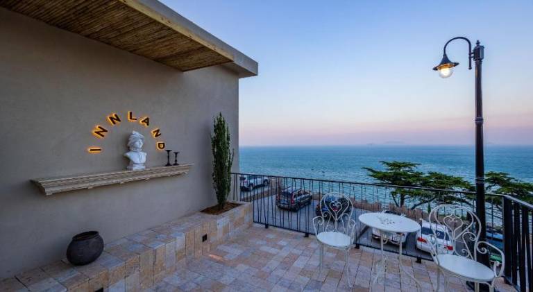 Qingdao Innland seaview designer hotspring hotel — photo 4