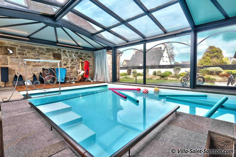Children-friendly spacious villa with private pool, yard & BBQ | Dogs allowed — photo 4