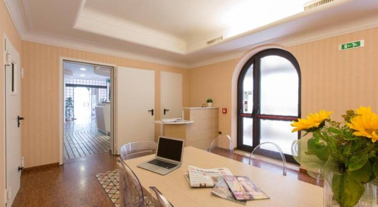 Ristorante Hotel Lucia - 100 mt dal mare — photo 2