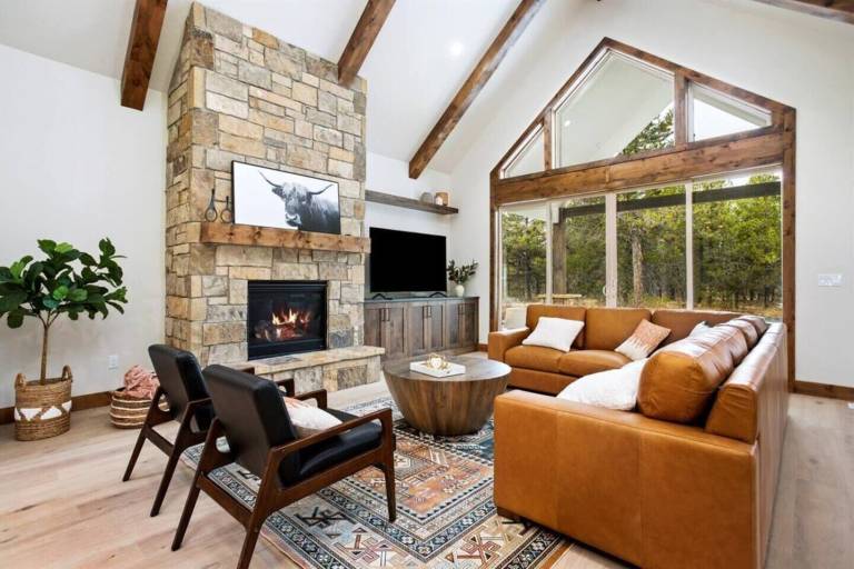 Cabin  Donnelly