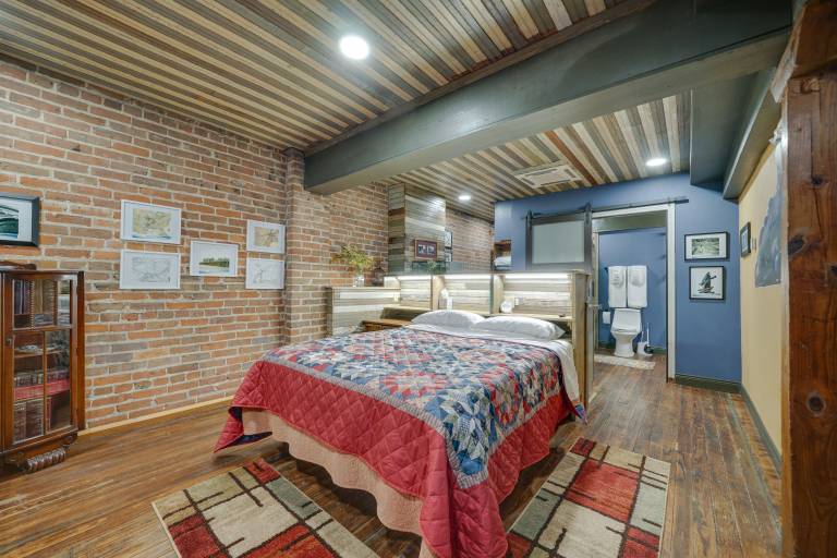 Historic Texarkana Studio Rental: Walk to Downtown — photo 2