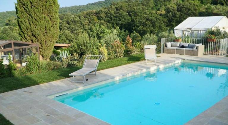 Serviced apartment with barbecue, pool & hot tub — photo 2