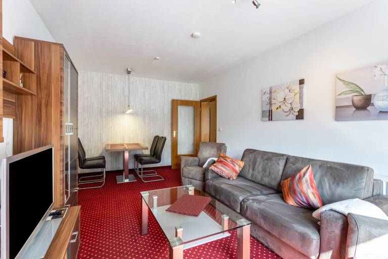 Vacation apartment 'Sarina 1' with mountain view and terrace — photo 3