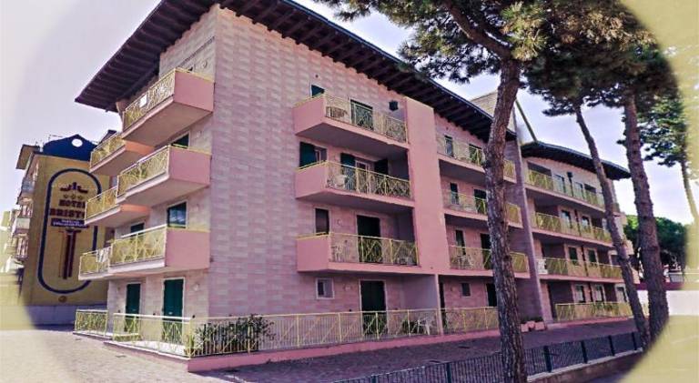Lovely holiday apartment with patio | Next to the beach | Dogs allowed in Caorle