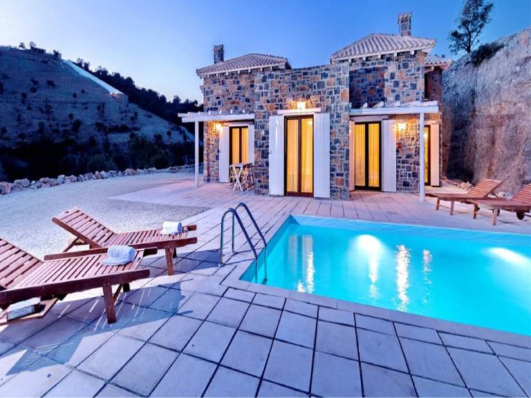 Βίλα Πλάτανος