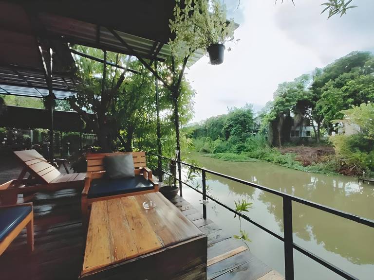 Baan Canalee in Ayutthaya