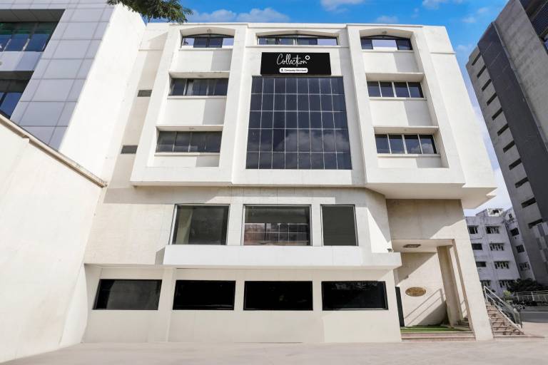 Super Collection O Limda Chowk Formerly Hotel Harmony