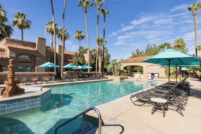 Resort  Paradise Valley Village