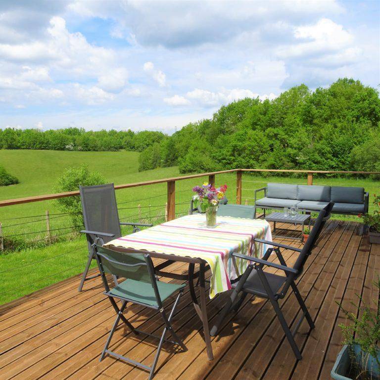 Gite with BBQ, terrace & garden — photo 4