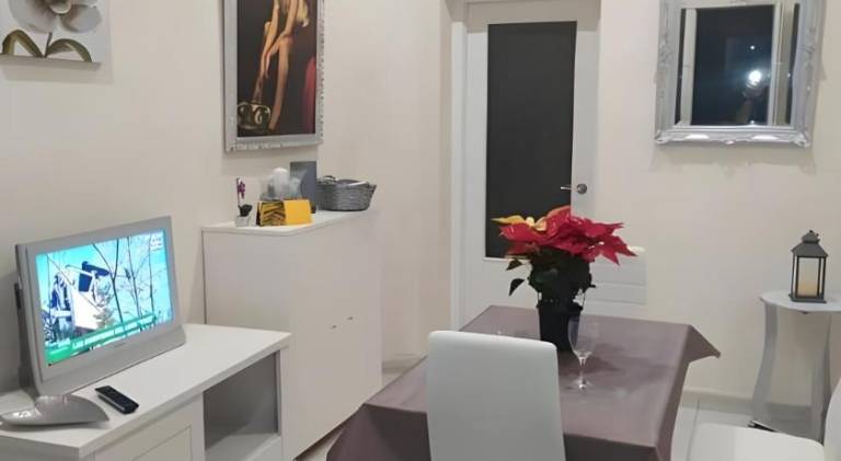 Apartment | Next to Plaza de la Corredera | Dogs allowed — photo 2