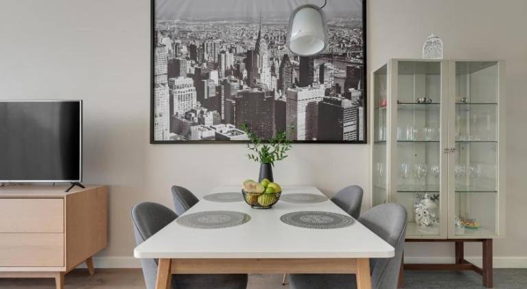 Rental apartment with patio — photo 3