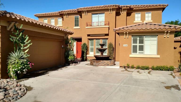 House Laveen Village