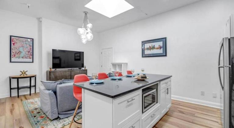 Beautiful rental apartment | Pets allowed — photo 3