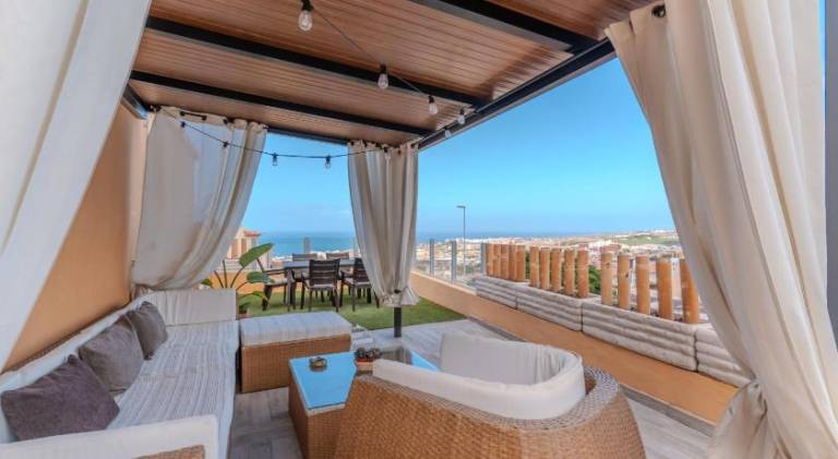 Rental apartment with pool in Adeje