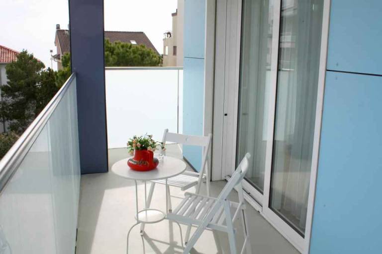 Holiday apartment with terrace — photo 3
