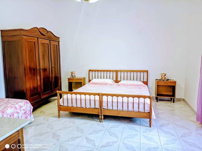 Vacation home with yard | Sea view — photo 3