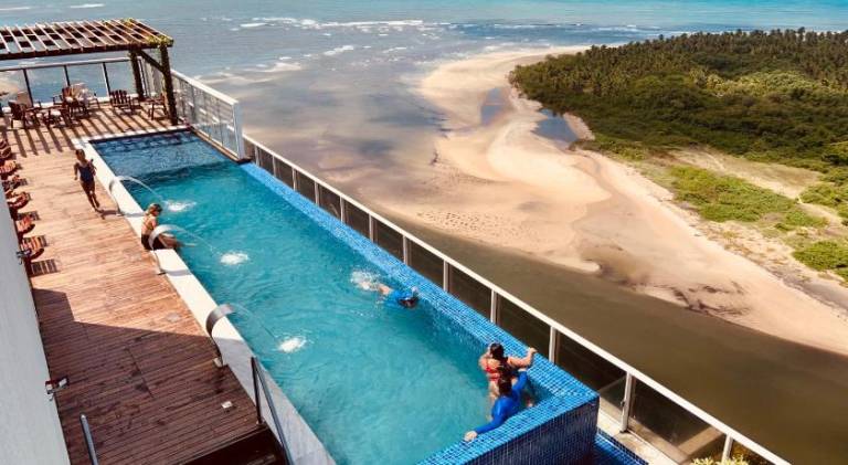 Holiday apartment with pool — photo 2