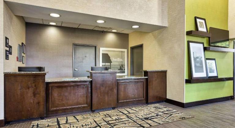 Hampton Inn Norfolk-Naval Base — photo 4
