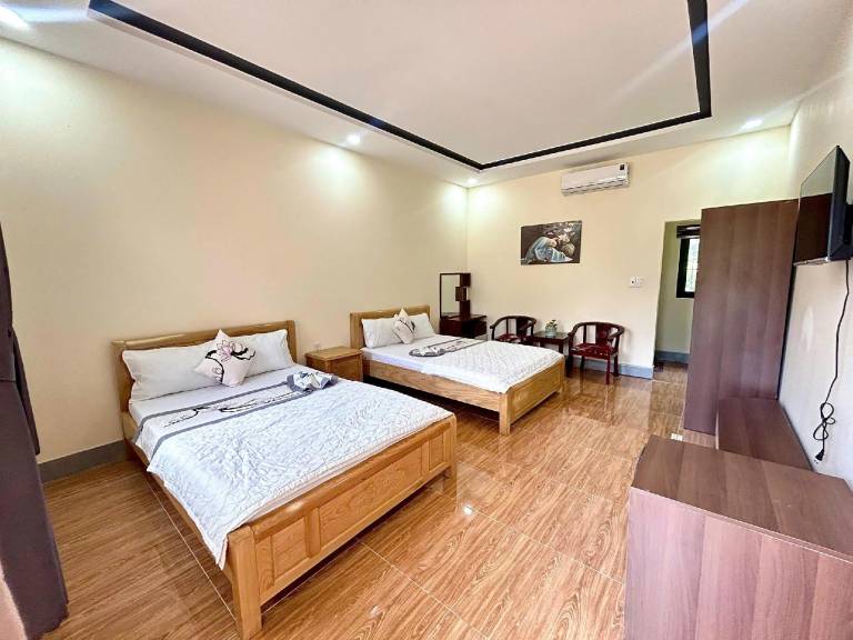 Beautiful serviced apartment with garden & terrace | Pets allowed — photo 2