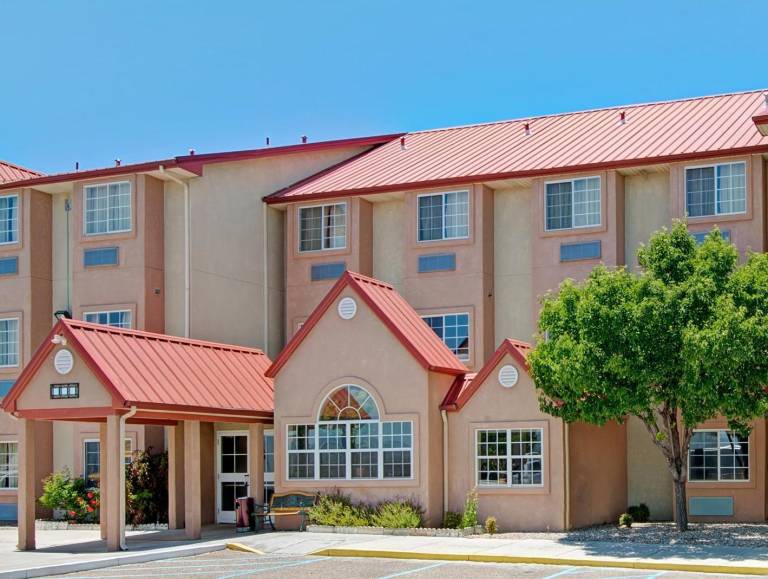 Microtel Inn & Suites by Wyndham Albuquerque West in Albuquerque, NM