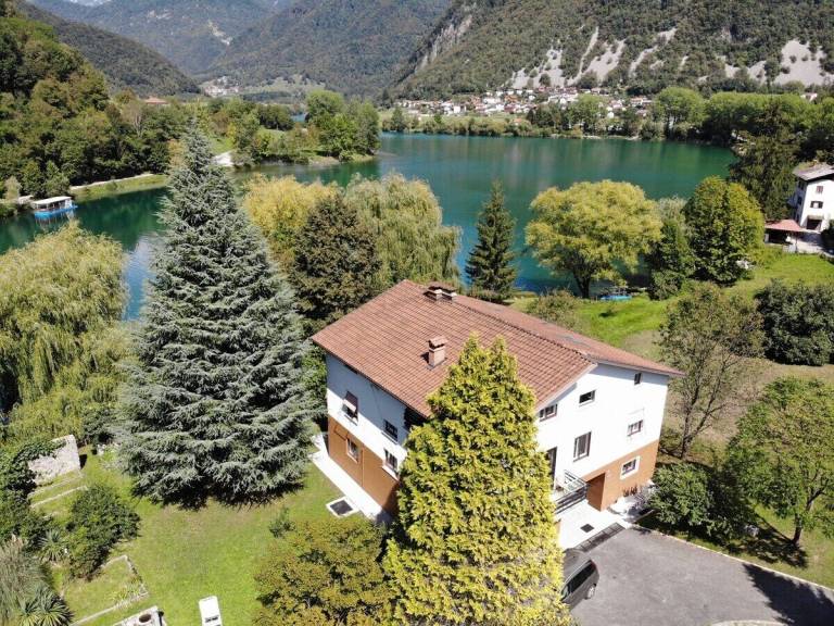 Villa Tolmin