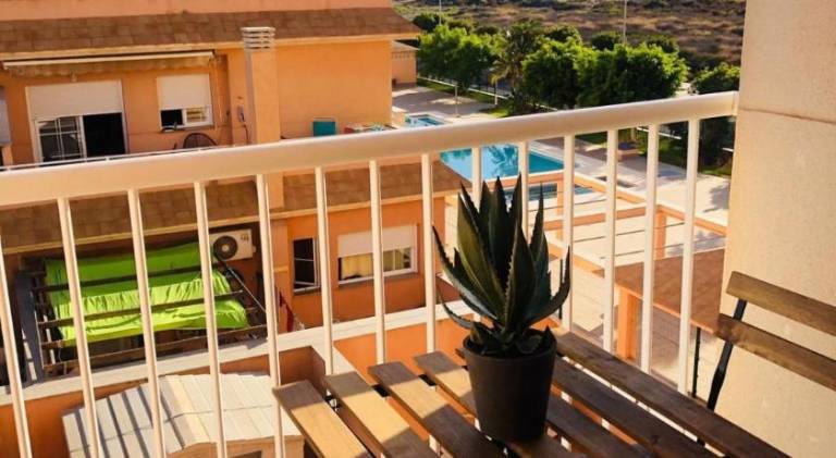 Rental apartment with terrace & pool | Pet-friendly — photo 3