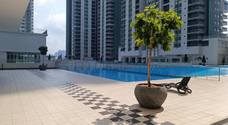 RAZAK CITY RESIDENCE-KL CITY VIEW — photo 3
