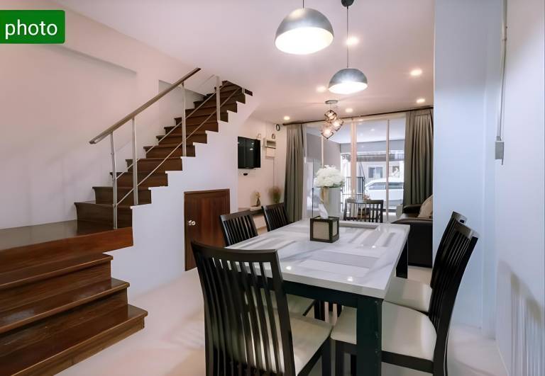 House with jacuzzi & terrace | Next to Wat Chedi Luang | Good for workation in Chiang Mai