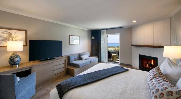 Fireside Inn on Moonstone Beach in Cambria, CA