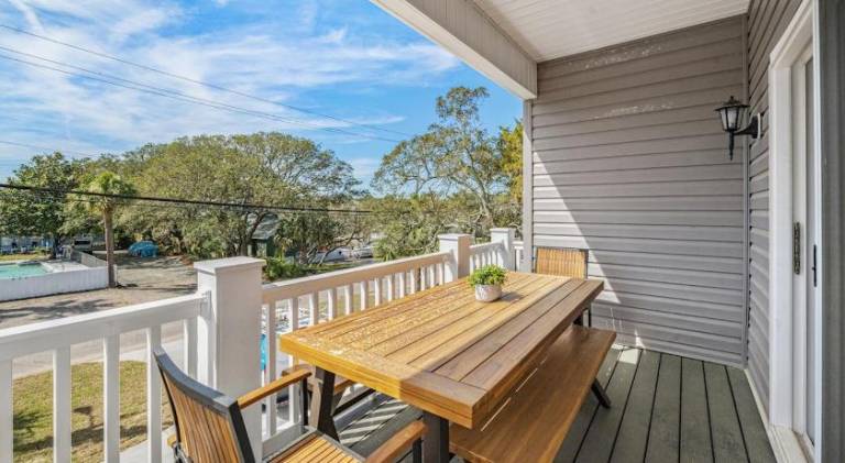 House with pool | Beach nearby | Pet-friendly — photo 4