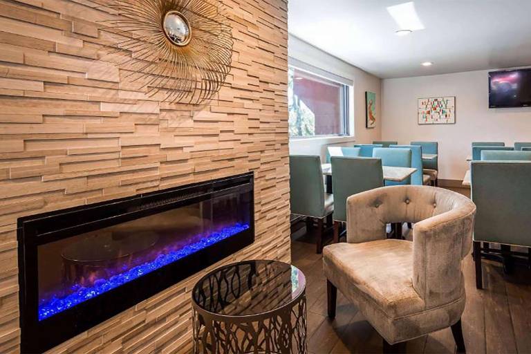 Baymont by Wyndham Durango — photo 3