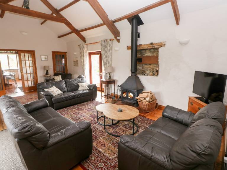 Child-friendly cottage with yard | Pets are welcome — photo 4