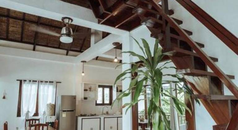Vacation home | Beach nearby | Pets allowed — photo 4