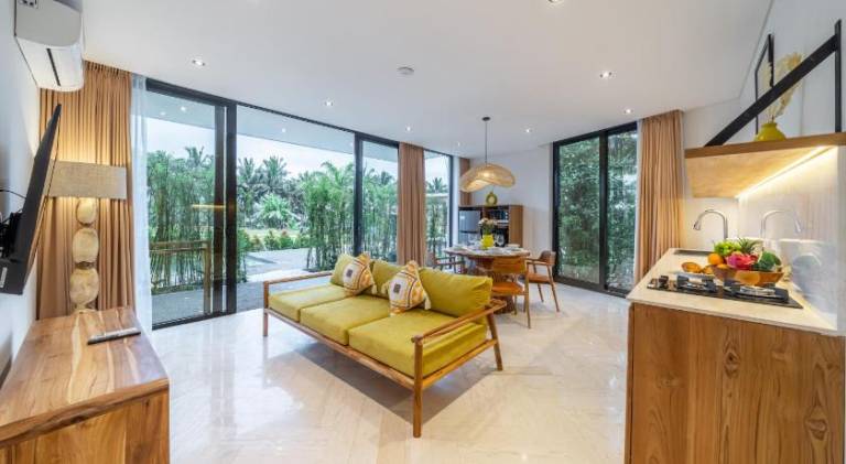 Child-friendly apartment with private pool, terrace & barbecue | Perfect for remote work | Pets are welcome — photo 3