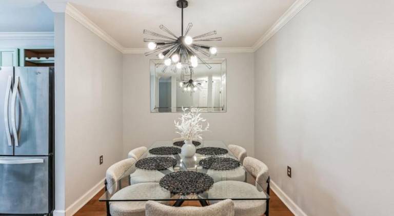 Holiday apartment with hot tub & pool | Suitable for remote work | Pet-friendly in Wesley Chapel, FL