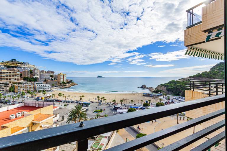 Rental apartment with patio & pool | Sea view in Benidorm