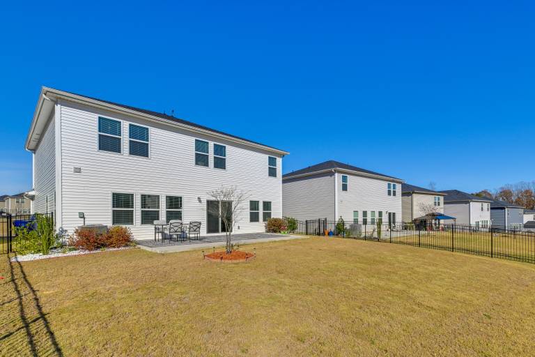 Pool Access + Patio: Quiet Home Near Lake Norman — photo 4