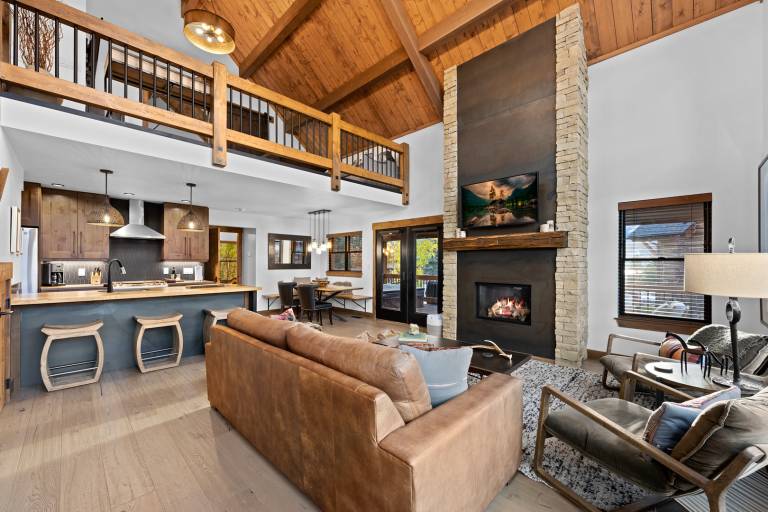Cabin with barbecue, hot tub & terrace | Mountain view — photo 4