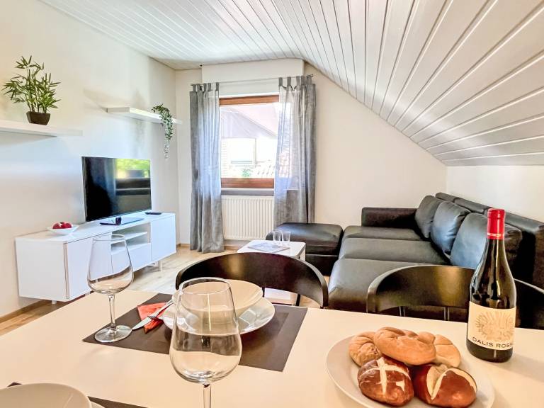 Wonderful rental apartment with yard | Pet-friendly — photo 3