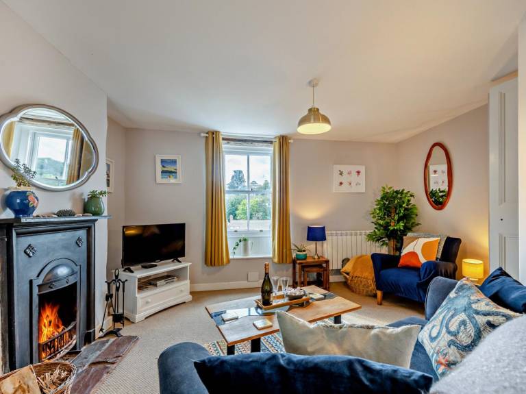 Cottage with yard | Pet-friendly in Paignton