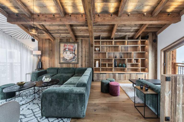 Apartment with patio, sauna & pool in Courchevel
