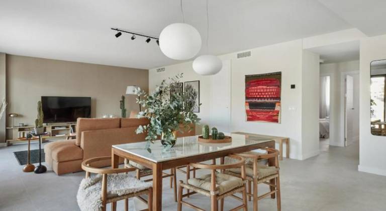 Spacious apartment with pool | Pets allowed — photo 3