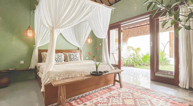 Tropical 2BR Bingin Center 2 Minutes to Beach — photo 2