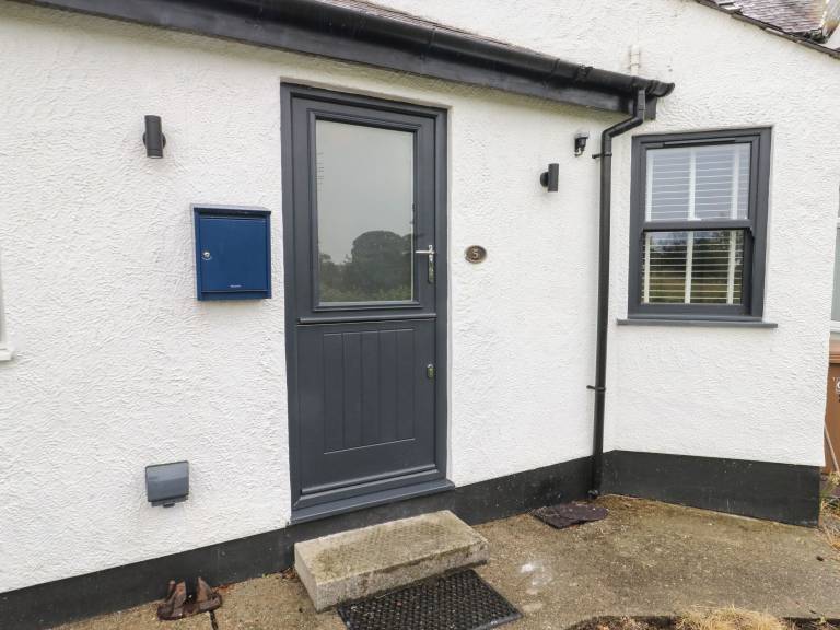 Cottage Cwm-y-glo