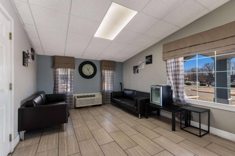Rodeway Inn Charlotte Airport Area — photo 3